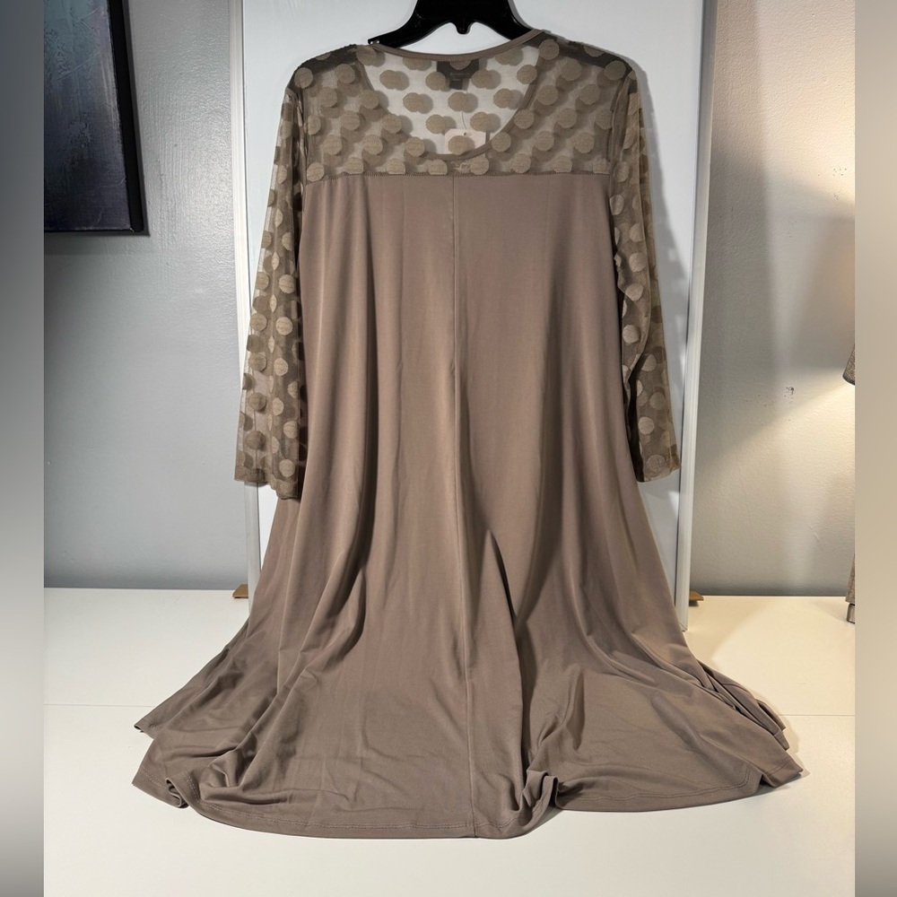 Nina Leonard - NWT - Elegant Taupe Polka Dot Dress - Picture 2 of 5